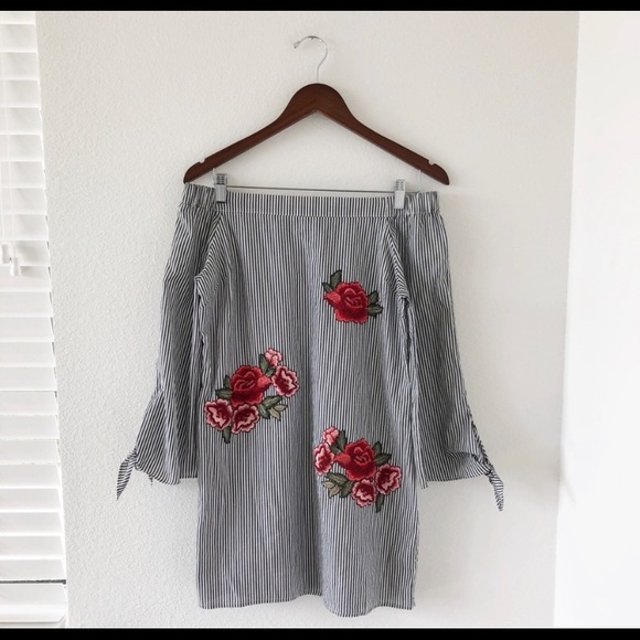 NWT Romeo & Juliet Couture Summer Dress - Picture 2 of 8